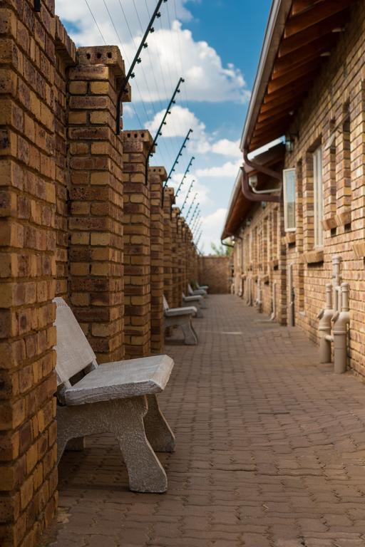 Rudman Townhouses - Or Tambo Airport Boksburg Zewnętrze zdjęcie